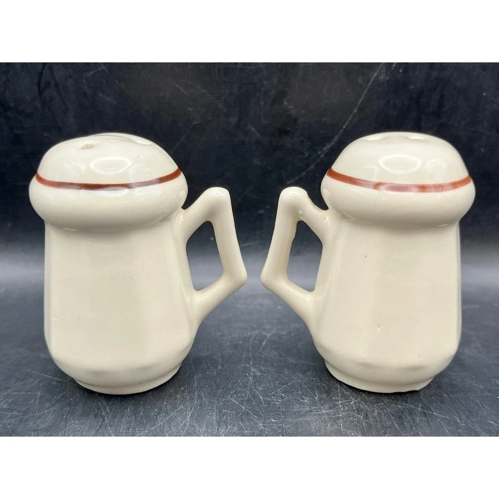 Vtg Ceramic Great Smoky Mountain Floral Salt & Pepper Shakers 2.75